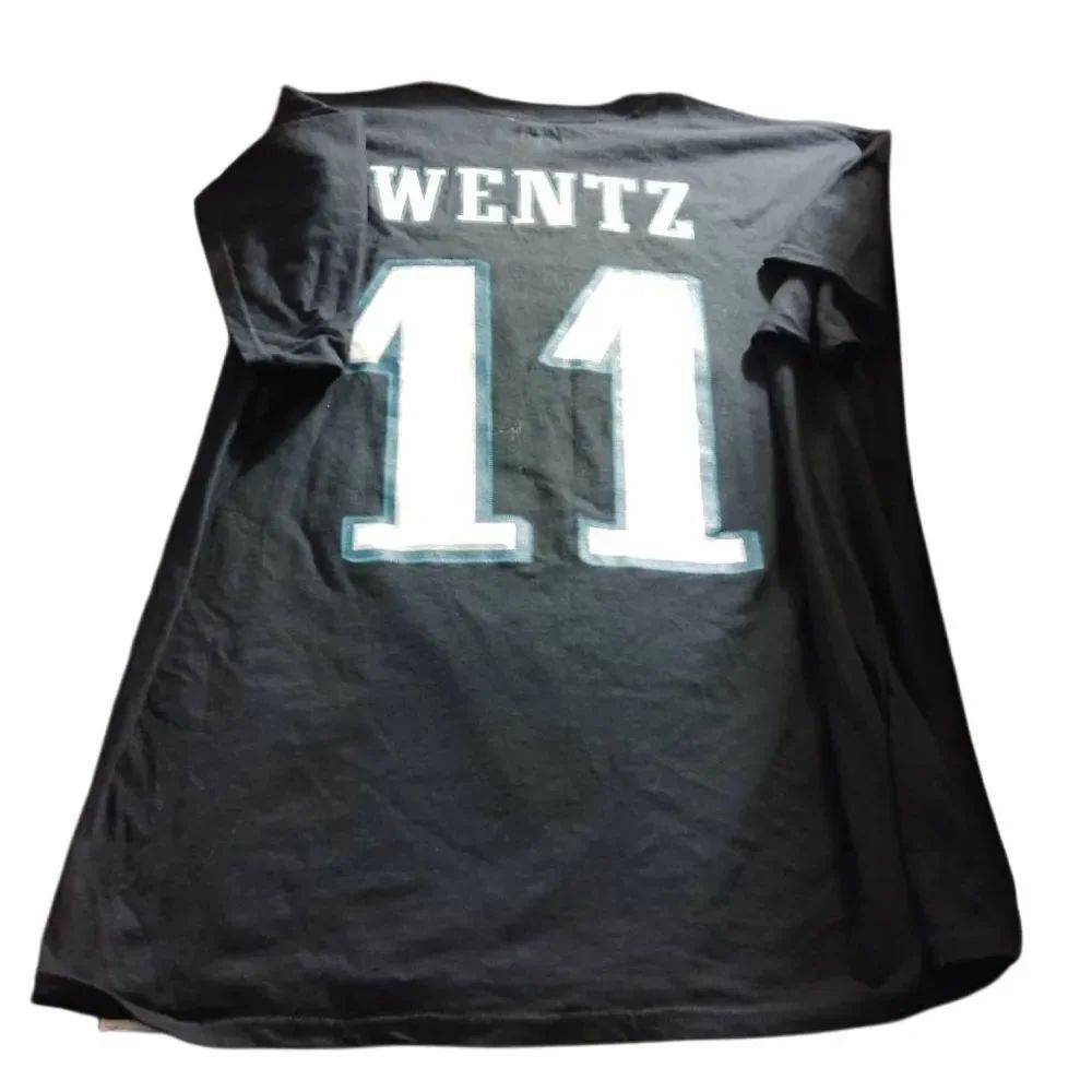 Majestic Black and White Short (11) Sleeve Tee - Picture 2 of 2